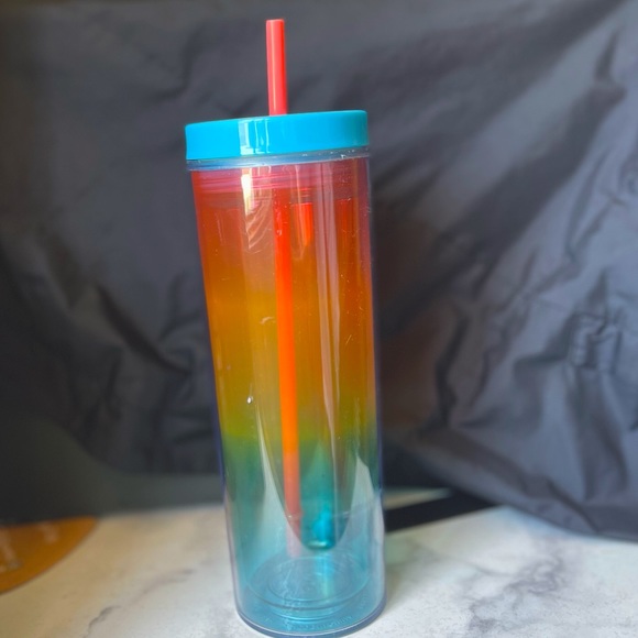 Plastic skinny tumbler - Picture 2 of 4
